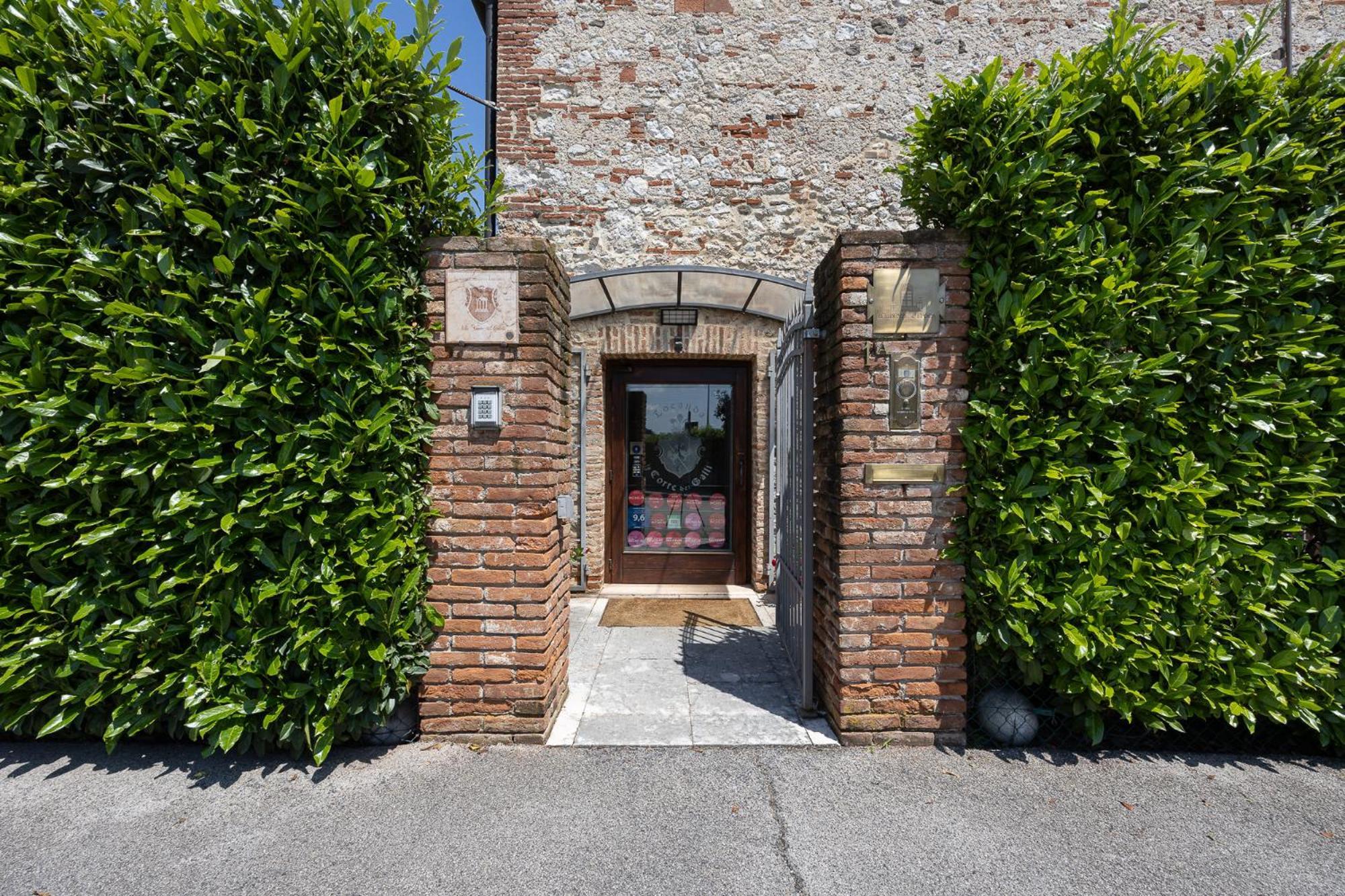 Locanda La Corte Dei Galli Carre Exterior foto