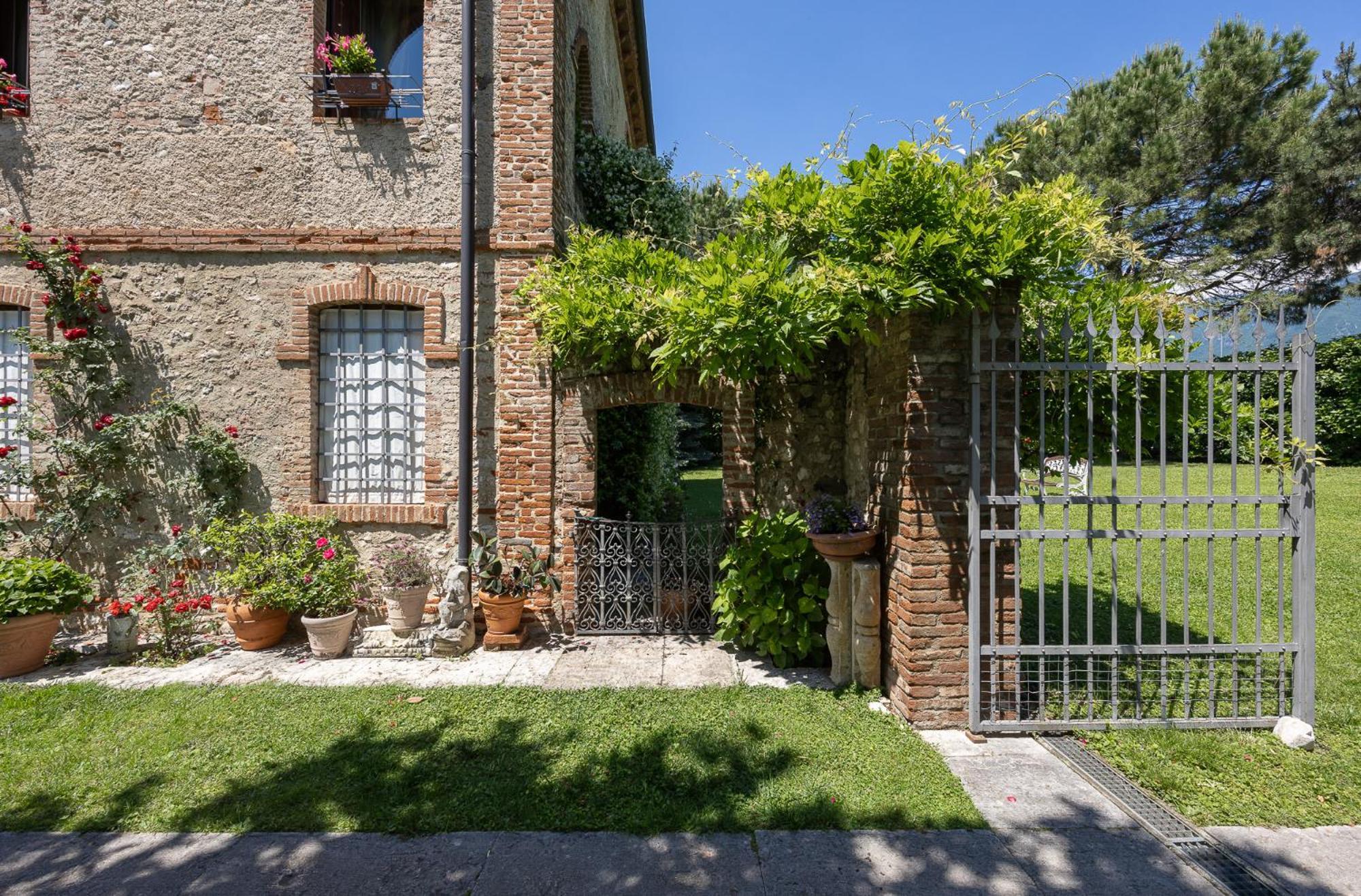 Locanda La Corte Dei Galli Carre Exterior foto